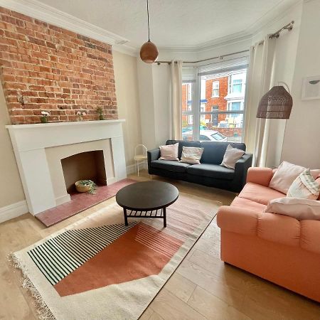 Beautiful Family Home In The Heart Of Swansea Eksteriør billede