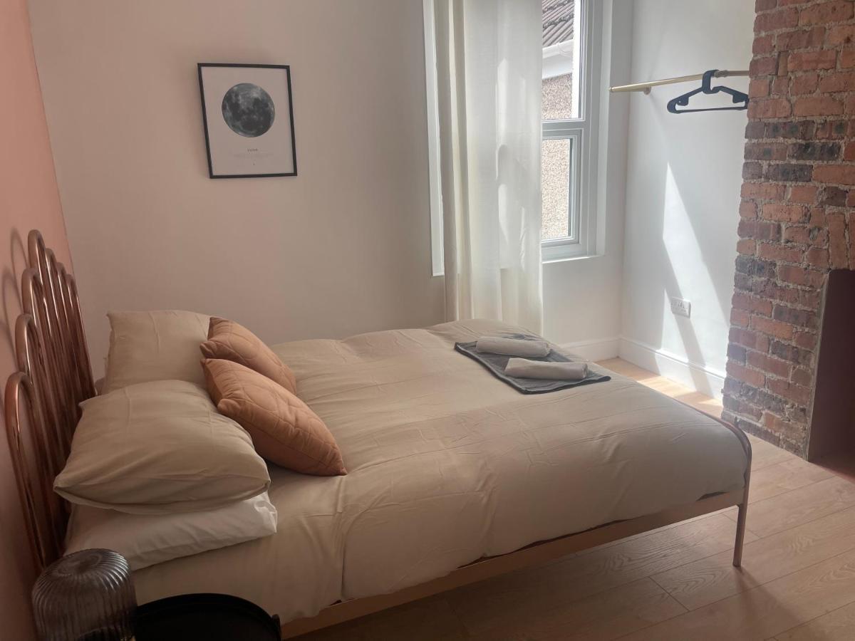 Beautiful Family Home In The Heart Of Swansea Eksteriør billede