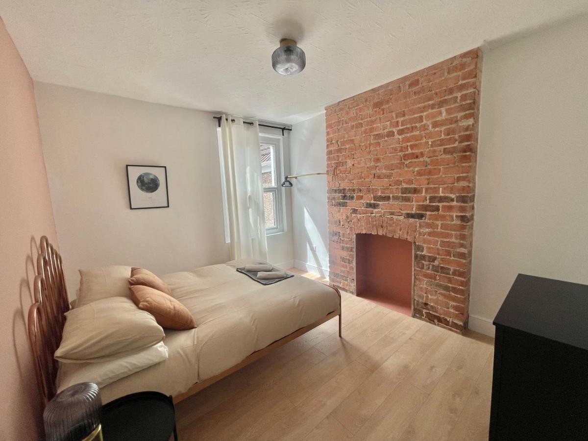Beautiful Family Home In The Heart Of Swansea Eksteriør billede