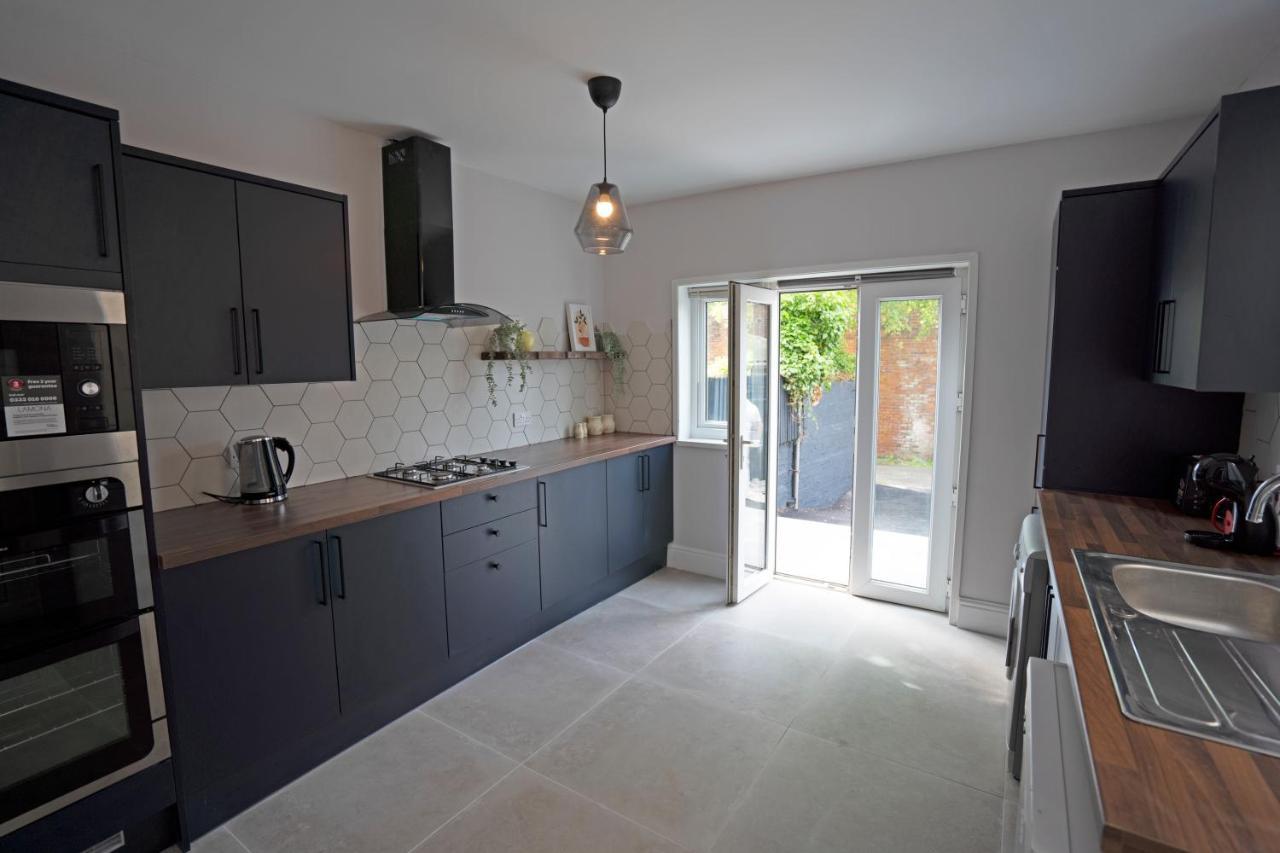 Beautiful Family Home In The Heart Of Swansea Eksteriør billede